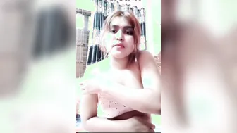 Tiktok Girl Flashing Her Boobs Then Fingering Herself On Video