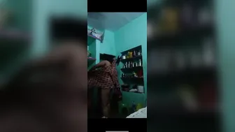 Young Mom Changing After Bath Caught Naked In Private Video