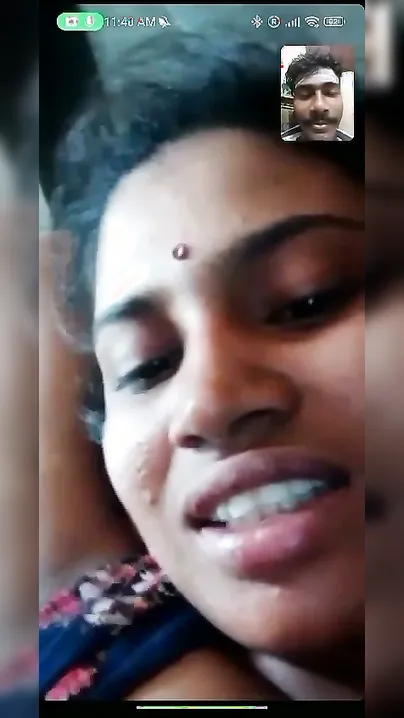 Tamil Girl Chatting Showing Her Hairy Armpits During Sex Call
