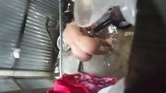 Wife Soaping Up Her Thick Ass While Hubby Records Bath Secretly