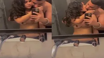 Punjabi Lovers Getting Naughty With Foreplay In Front Of Mirror