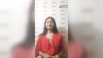 Cute GF Stripping Topless And Showing Her Body Online