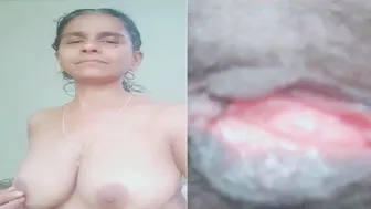 Mature Aunty With Big Boobs Getting Naked In Exclusive Videos