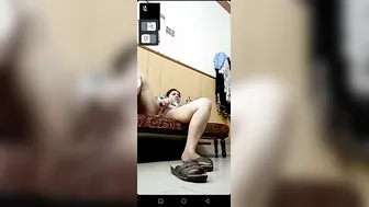 Bubbly GF Naked Making Her Naughty Whatsapp Sex Call