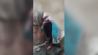 Married Bhabhi Taking Off Her Bra In Bathroom Before Bathing