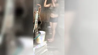 Chubby Bhabhi Bathing Naked Wearing See Through Wet Top At Home