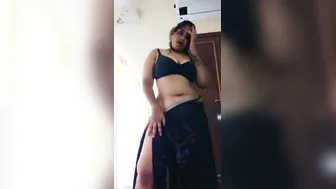 Thick Aunty Stripping On Cam During Late Night Chat Session