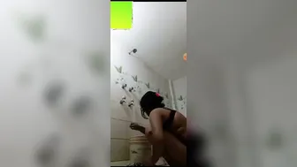 Bhabhi Stripping Down While Doing Laundry Caught On Cam