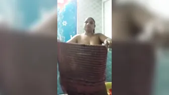 Curvy Bhabhi Flaunting Wet Tits Right After Steamy Bathroom