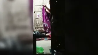 Neighbor Milf Teasing In Saree With No Bra Underneath At Home