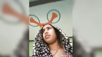 Masked GF Spreading Pussy Wide Open For Secret Lover