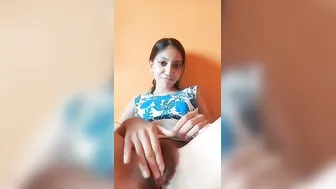 Petite Indian Babe Fingering Her Tight Pussy In Homemade Mms