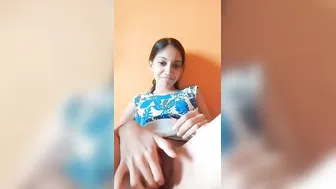 Petite Indian Babe Fingering Her Tight Pussy In Homemade Mms