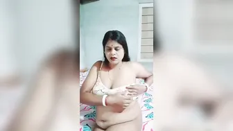 Aunty Squeezing Her Heavy Breasts Moaning In Private Room