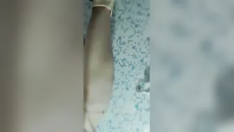 Indian Babe Pulling Down Her Bra Exposing Her Milky Boobs