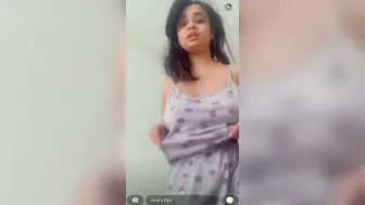 Busty Indian Babe Making Nude Selfie Exposing Her Big Assets