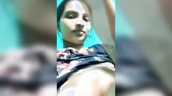 Bangla Babe Filming Her Curvy Body In Private Nude Selfie Clip