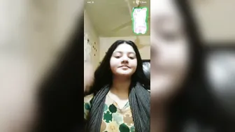 Smiling Curvy Babe Stripping Naked Showing Her Tits On Paid Cam