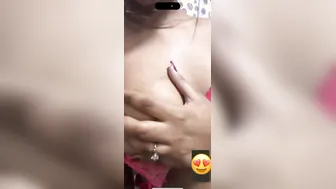 Young Babe Masturbating Her Pussy During Naughty Videocall