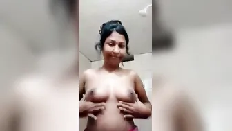 Horny Gf Rubbing Her Wet Pussy Moaning Loud Homemade Clip