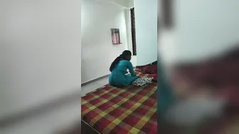 Girl From South Giving Sloppy Blowjob In Hotel Room Footage