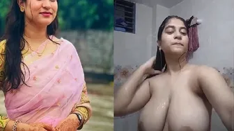 Busty Aunty Bathing Naked Someone Recording Through Window