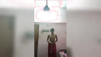 Petite South Indian GF Naked Videos Leaked Online