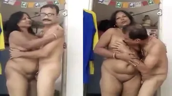Horny Uncle Sucking Mature Aunty Tits During Home Romance