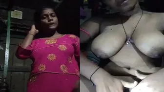 Village Girl Exposing Her Huge Papaya Shaped Tits On Video
