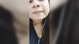 Horny Babe Spreading Her Dark Pussy Lips On Video Chat For Me