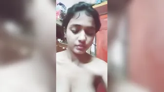 College Girl Dropping Towel Exposing Her Body In Village Room