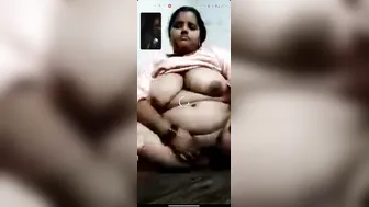 Chubby Married Aunty Fingering Herself On Video Call Getting Wet
