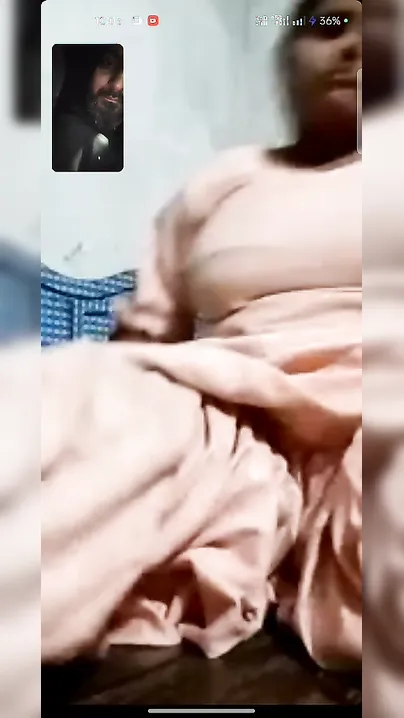 Chubby Married Aunty Fingering Herself On Video Call Getting Wet