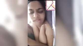 Busty Aunty Bathing Naked Calling Her Lover Showing Everything