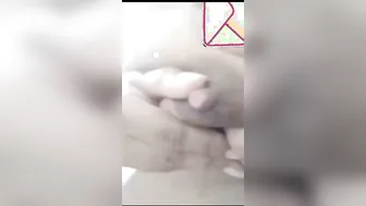 Busty Aunty Bathing Naked Calling Her Lover Showing Everything