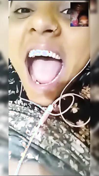 Cute GF Getting Naked And Horny During Video Call Sex