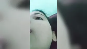 Gorgeous GF With Stunning Eyes Giving Perfect Head Porn