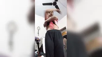 Desi Girl Showing Tight Ass After Stripping Naked Seductively