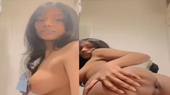 Naked GF Showing Her Tight Asshole And Pussy On Cam