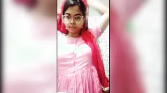 Bengali Babe With Big Tits Stripping Topless In Leaked Footage