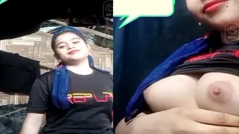 Cute GF Showing Sharp Boobs During Video Call Tease