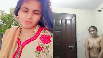 Milf Taking Nude Bath Sending Video Update To Her Secret Lover