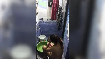Sexy Bhabhi Bathing Caught By Neighbor Filming Her Secretly