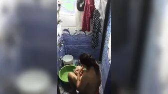 Sexy Bhabhi Bathing Caught By Neighbor Filming Her Secretly