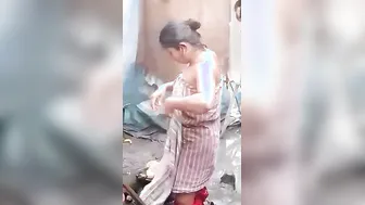 Village Bhabhi Caught Changing After Her Secret Bath Filmed