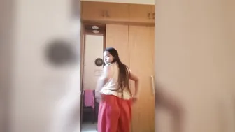 Curvy GF Revealing Her Thick Ass Naked In Leaked Mms