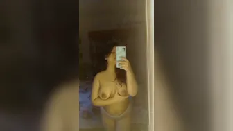 Topless Beauty Making Naughty Video That Got Leaked Everywhere