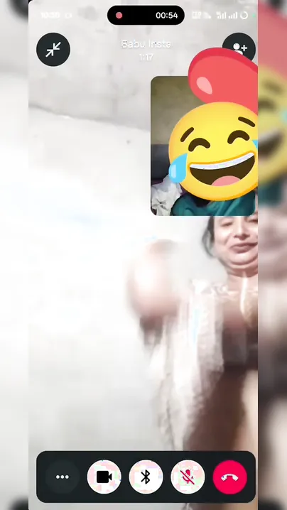 Aunty Spreading Her Thick Pussy Lips During Late Night Video Call