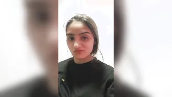 Pakistani Babe Filming Her Boobs In Selfie Video Getting Viral