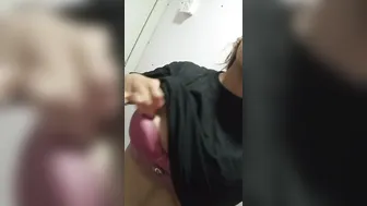 Pakistani Babe Filming Her Boobs In Selfie Video Getting Viral